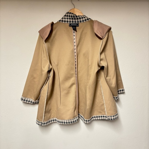 NYCC 1X Women's Stretch Houndstooth Blazer - Picture 5 of 8